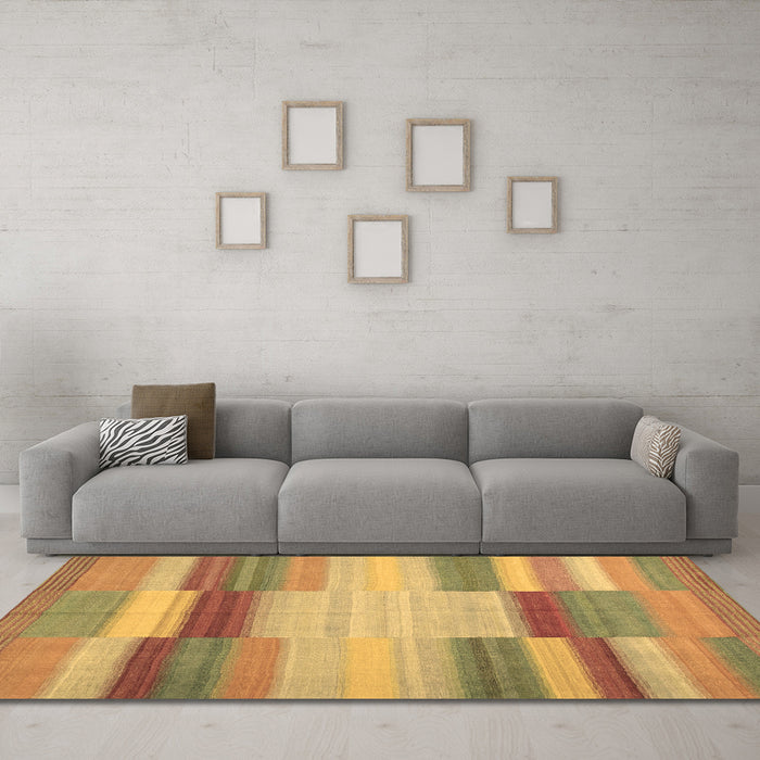Machine Washable Abstract Brown Contemporary Rug in a Living Room,, wshcon1162brn