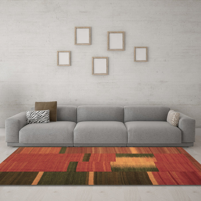 Machine Washable Abstract Brown Contemporary Rug in a Living Room,, wshcon1164brn