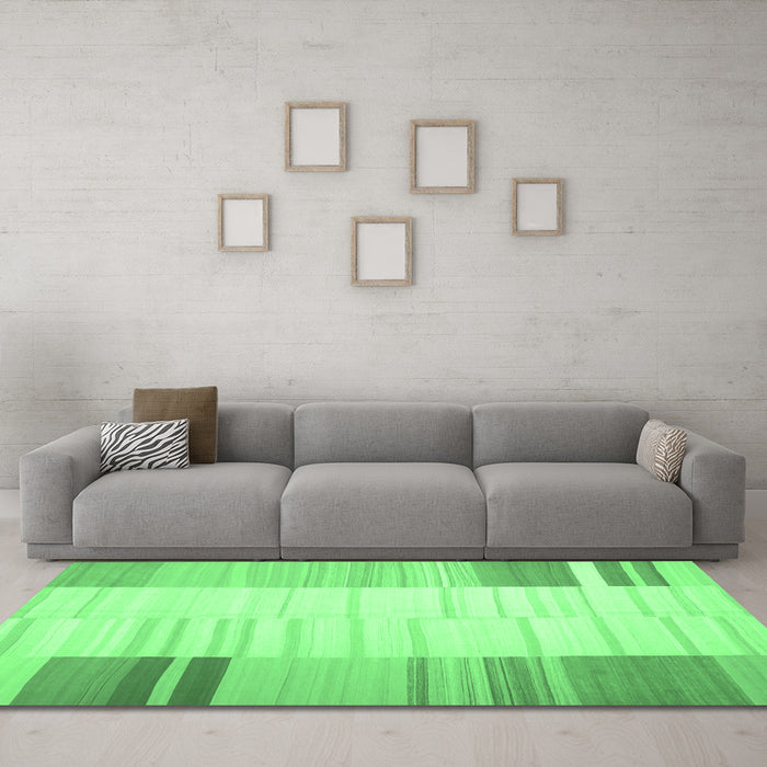 Machine Washable Abstract Emerald Green Contemporary Area Rugs in a Living Room,, wshcon1165emgrn