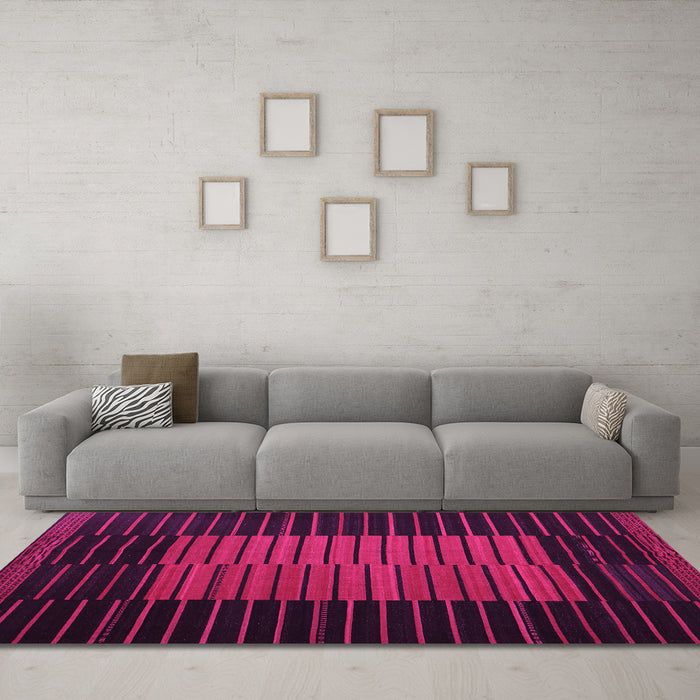 Machine Washable Oriental Pink Traditional Rug in a Living Room, wshcon1166pnk