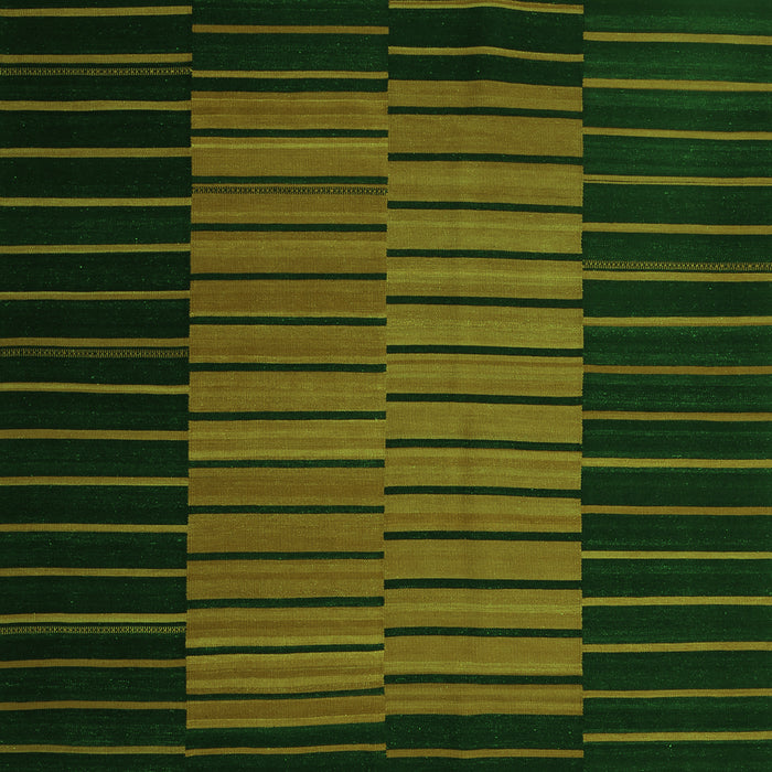 Serging Thickness of Machine Washable Oriental Green Traditional Area Rugs, wshcon1166grn