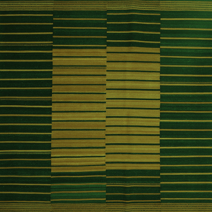 Serging Thickness of Oriental Green Traditional Rug, con1166grn