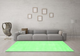 Machine Washable Abstract Emerald Green Contemporary Area Rugs in a Living Room,, wshcon116emgrn