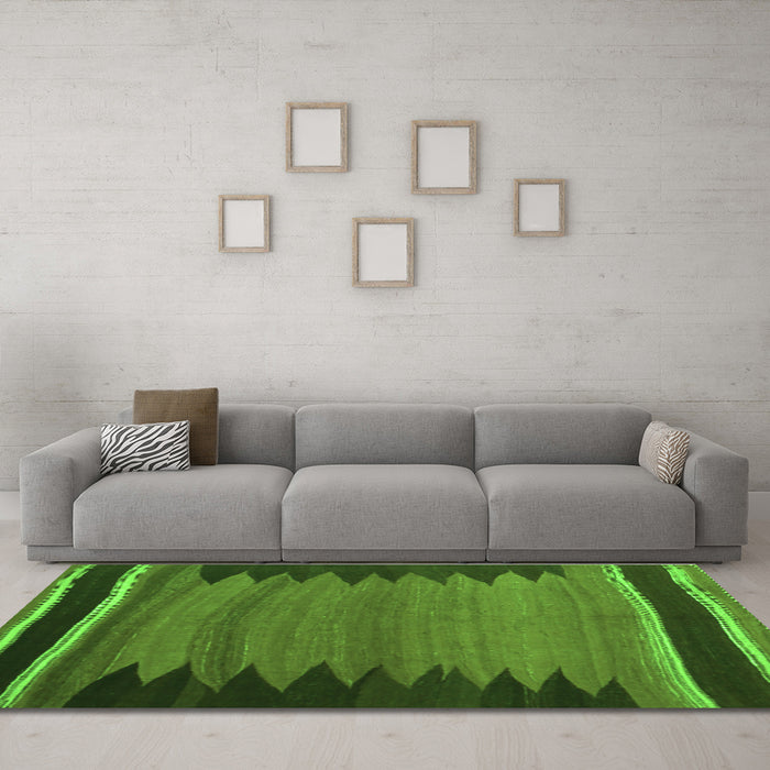 Machine Washable Abstract Green Contemporary Area Rugs in a Living Room,, wshcon1174grn