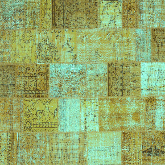 Square Patchwork Turquoise Transitional Rug, con1185turq