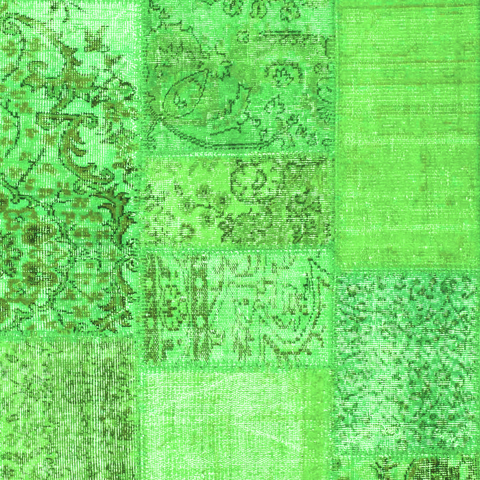 Serging Thickness of Machine Washable Patchwork Green Transitional Area Rugs, wshcon1190grn