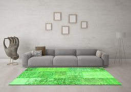 Machine Washable Patchwork Green Transitional Area Rugs in a Living Room,, wshcon1190grn