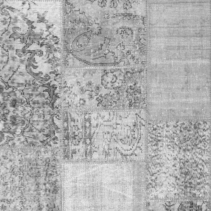 Serging Thickness of Machine Washable Patchwork Gray Transitional Rug, wshcon1190gry