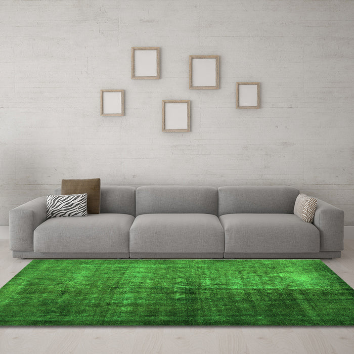 Machine Washable Abstract Green Contemporary Area Rugs in a Living Room,, wshcon1191grn