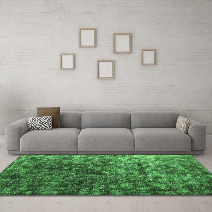 Machine Washable Abstract Emerald Green Contemporary Area Rugs in a Living Room,, wshcon1192emgrn