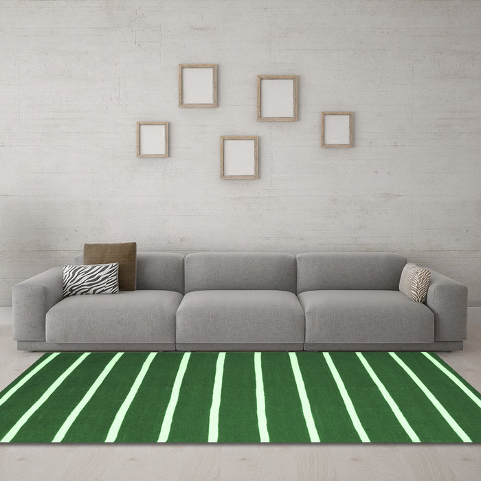 Machine Washable Abstract Emerald Green Contemporary Area Rugs in a Living Room,, wshcon1199emgrn
