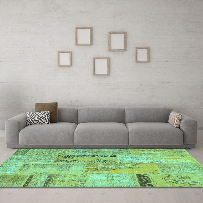 Machine Washable Patchwork Turquoise Transitional Area Rugs in a Living Room,, wshcon1201turq