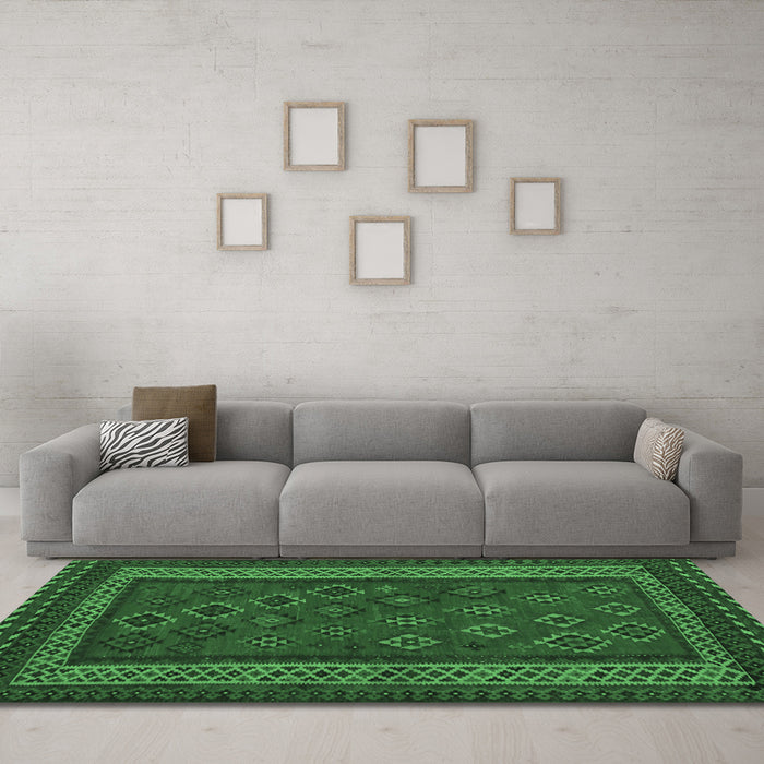Machine Washable Oriental Emerald Green Traditional Area Rugs in a Living Room,, wshcon1206emgrn