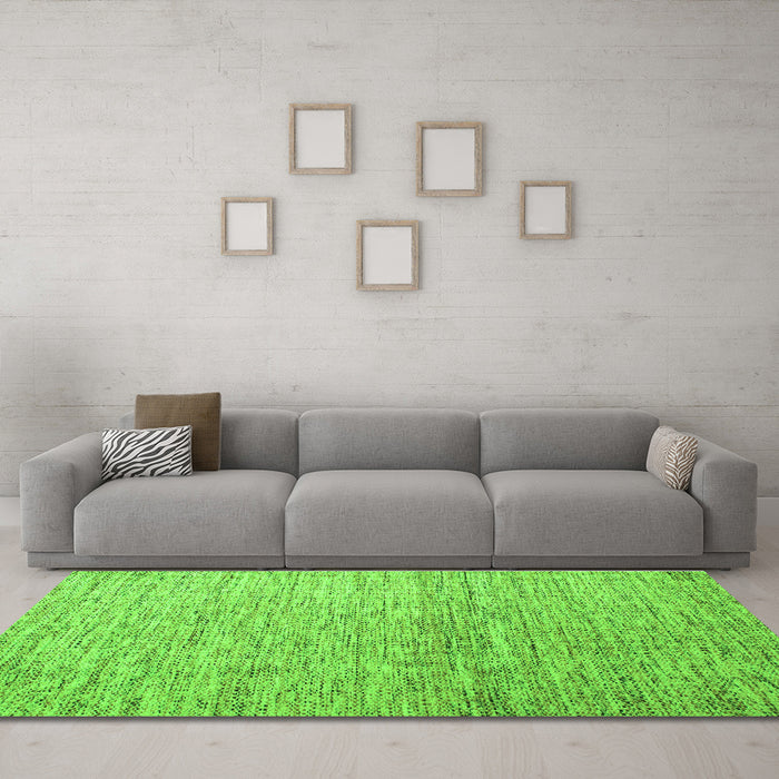 Machine Washable Abstract Green Contemporary Area Rugs in a Living Room,, wshcon1211grn