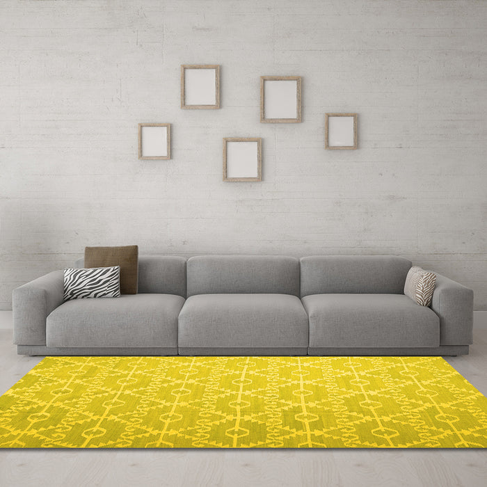 Machine Washable Abstract Yellow Contemporary Rug in a Living Room, wshcon1215yw