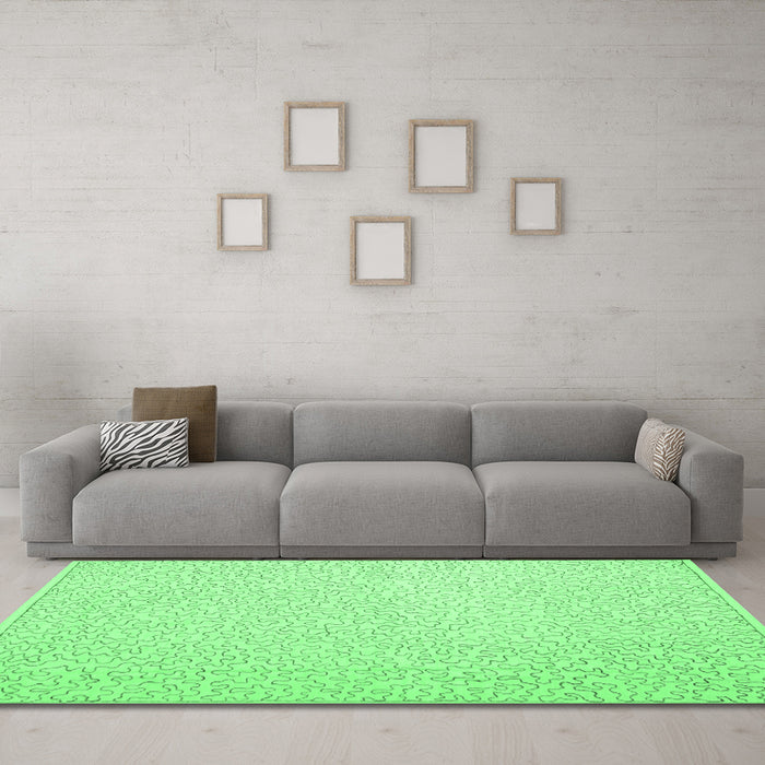 Machine Washable Abstract Emerald Green Contemporary Area Rugs in a Living Room,, wshcon1219emgrn