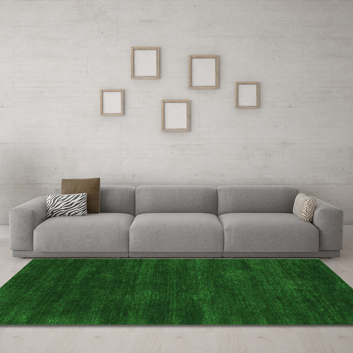 Machine Washable Abstract Green Contemporary Area Rugs in a Living Room,, wshcon121grn