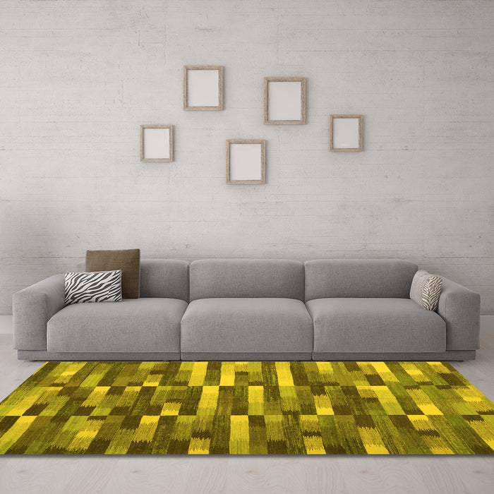 Machine Washable Abstract Yellow Contemporary Rug in a Living Room, wshcon1221yw