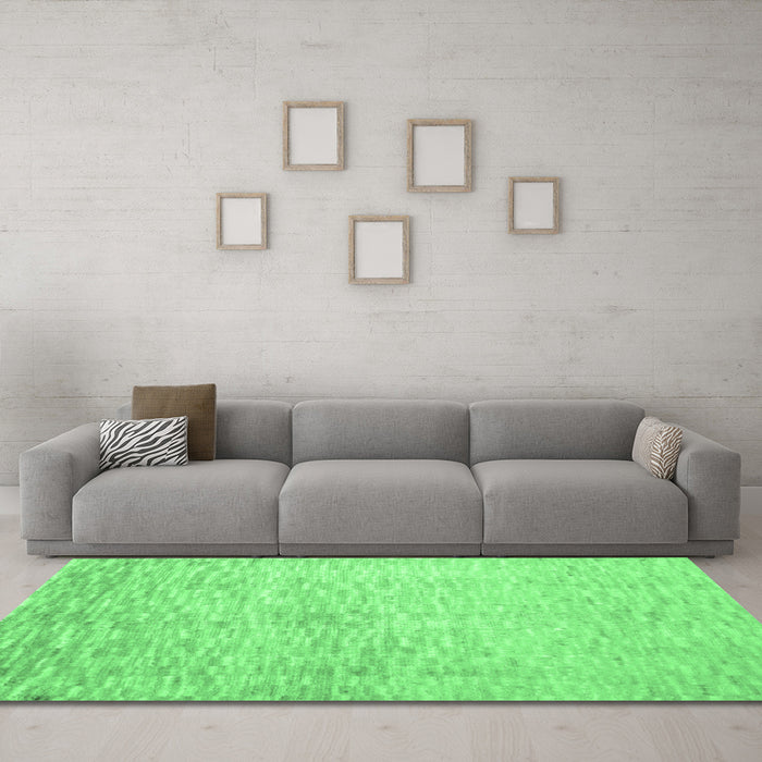 Machine Washable Abstract Emerald Green Contemporary Area Rugs in a Living Room,, wshcon1227emgrn
