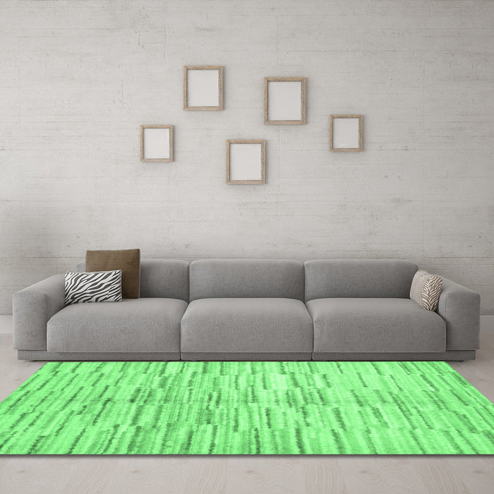 Machine Washable Abstract Emerald Green Contemporary Area Rugs in a Living Room,, wshcon1229emgrn