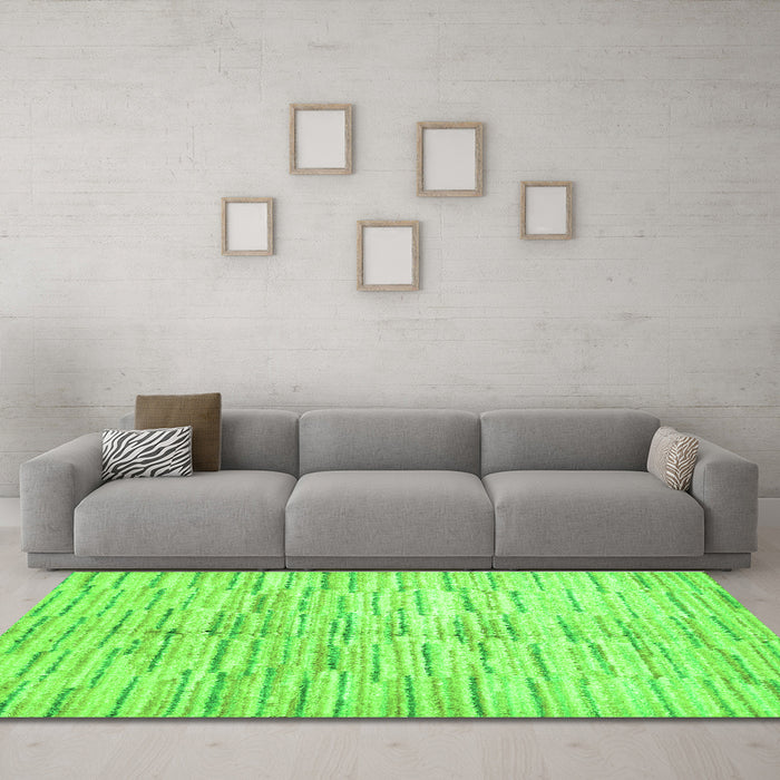 Machine Washable Abstract Green Contemporary Area Rugs in a Living Room,, wshcon1229grn