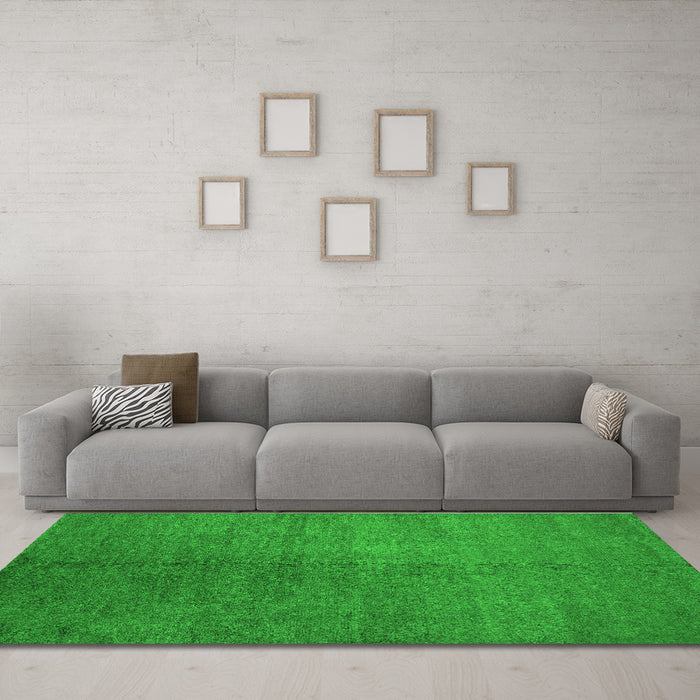 Machine Washable Abstract Green Contemporary Area Rugs in a Living Room,, wshcon1231grn