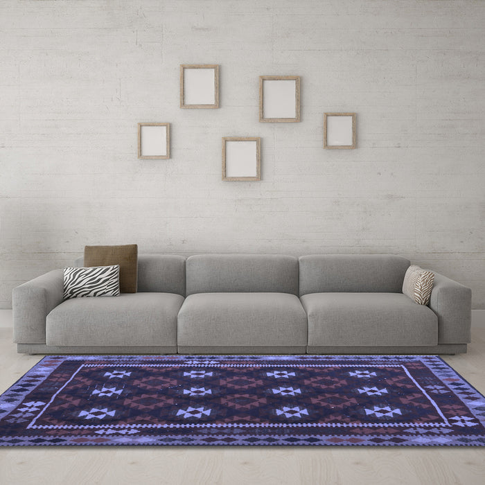 Machine Washable Oriental Blue Traditional Rug in a Living Room, wshcon1237blu