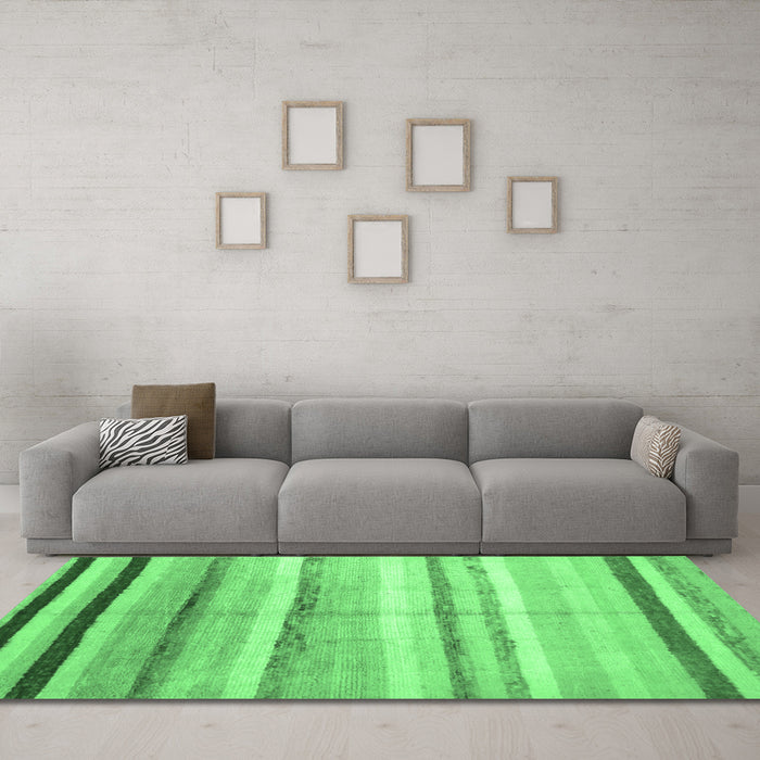 Machine Washable Southwestern Emerald Green Country Area Rugs in a Living Room,, wshcon1242emgrn