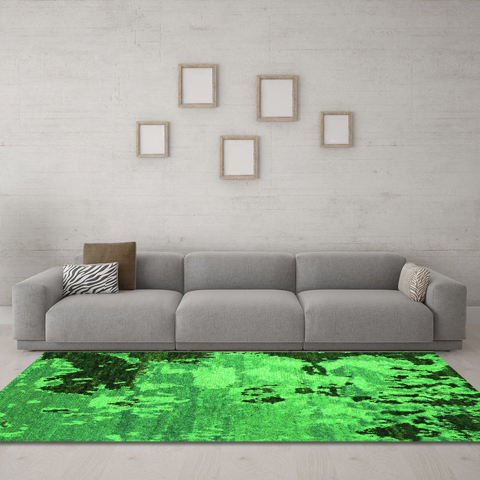 Machine Washable Abstract Green Contemporary Area Rugs in a Living Room,, wshcon1243grn