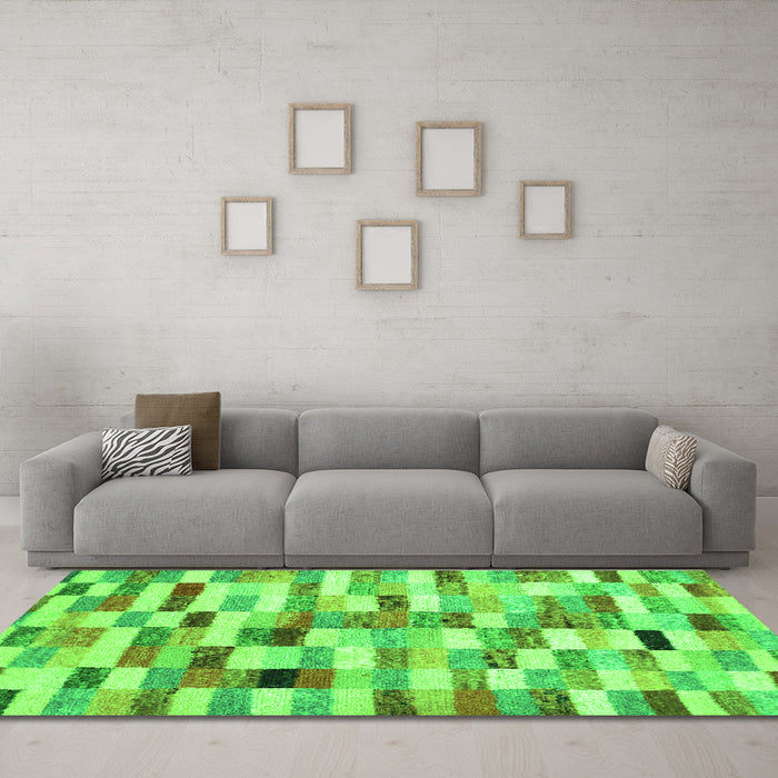 Machine Washable Abstract Green Contemporary Area Rugs in a Living Room,, wshcon1244grn