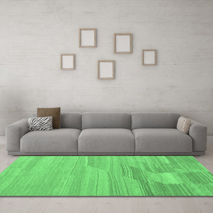 Machine Washable Abstract Emerald Green Contemporary Area Rugs in a Living Room,, wshcon1246emgrn