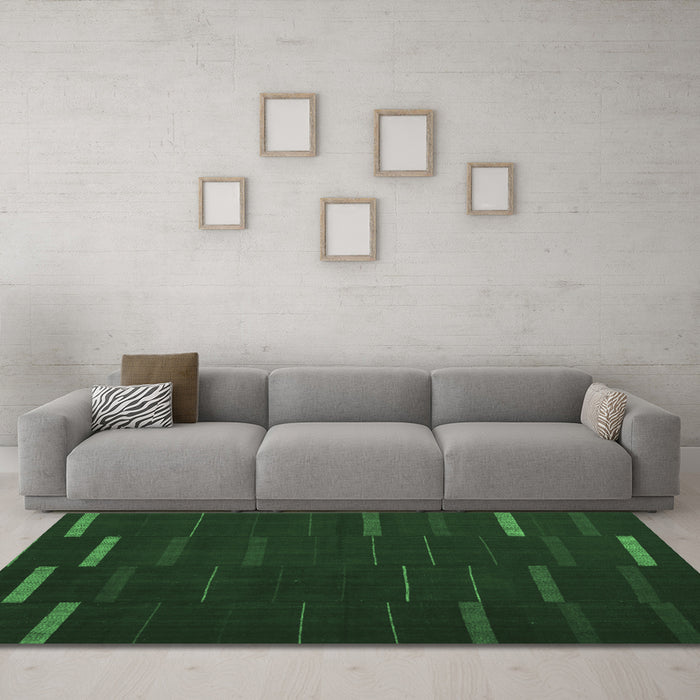 Machine Washable Abstract Emerald Green Contemporary Area Rugs in a Living Room,, wshcon1248emgrn