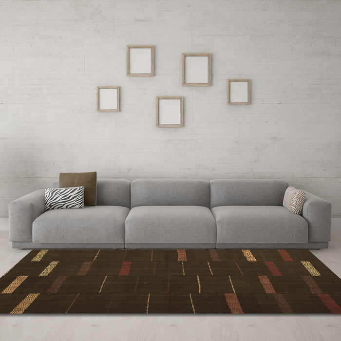 Machine Washable Abstract Brown Contemporary Rug in a Living Room,, wshcon1248brn
