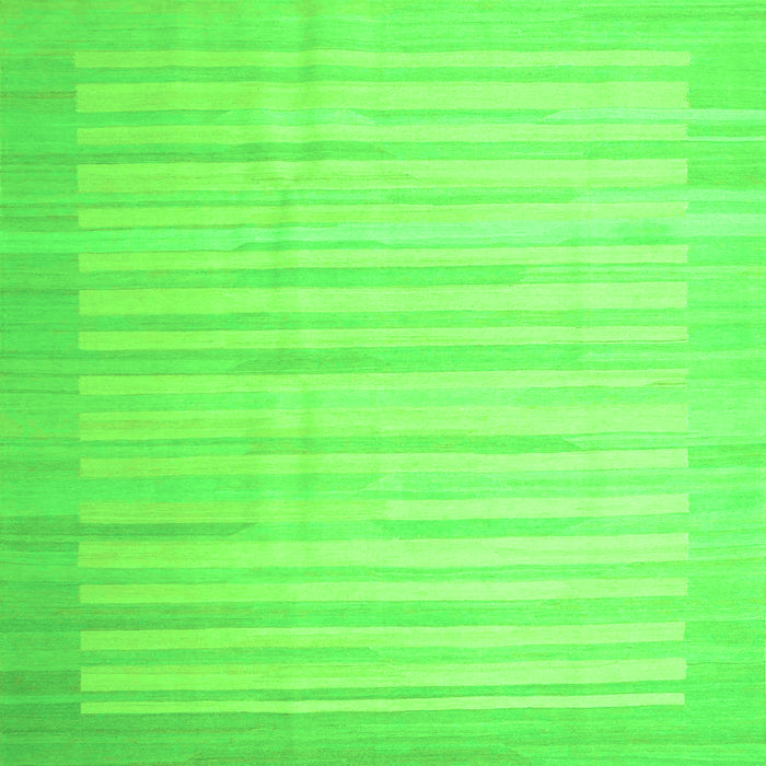 Serging Thickness of Abstract Green Contemporary Rug, con1249grn