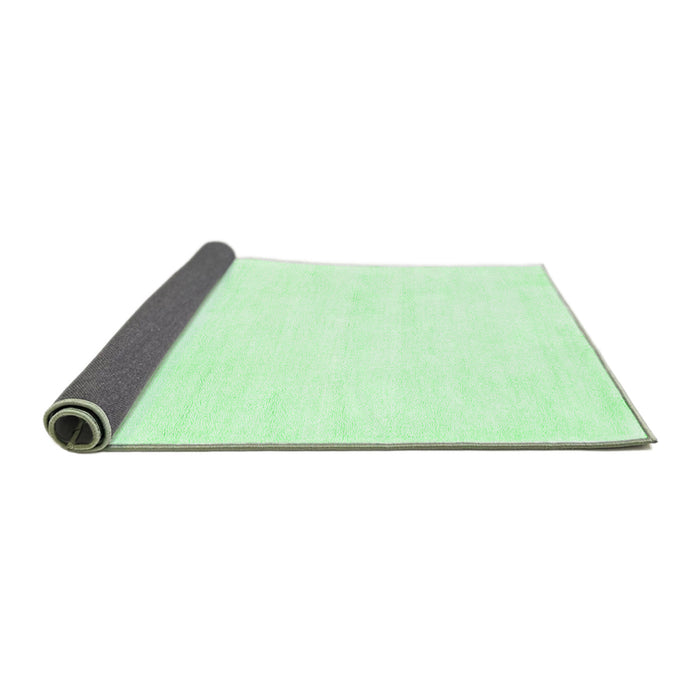 Sideview of Solid Emerald Green Modern Rug, con124emgrn