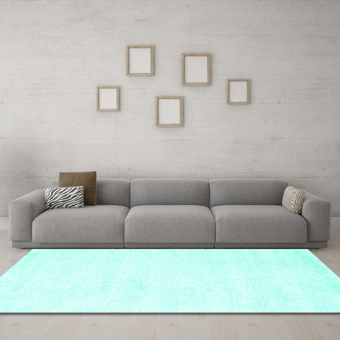 Machine Washable Solid Turquoise Modern Area Rugs in a Living Room,, wshcon124turq