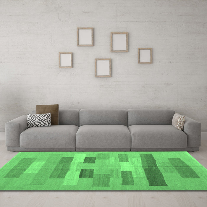 Machine Washable Abstract Emerald Green Contemporary Area Rugs in a Living Room,, wshcon1255emgrn