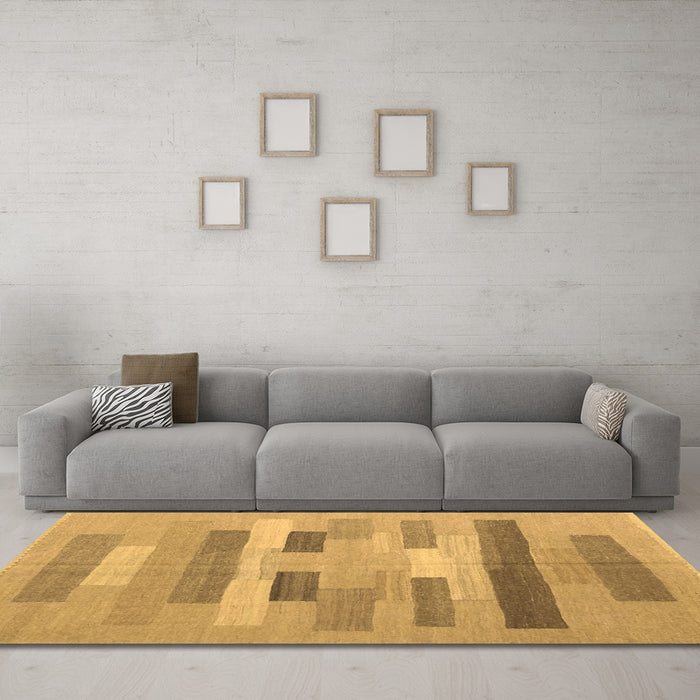 Machine Washable Abstract Brown Contemporary Rug in a Living Room,, wshcon1255brn