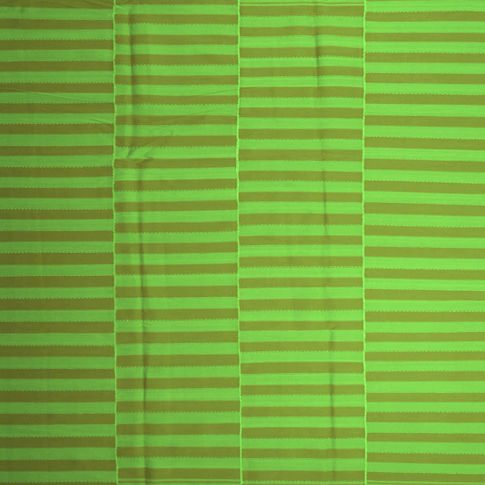 Serging Thickness of Abstract Green Contemporary Rug, con1257grn