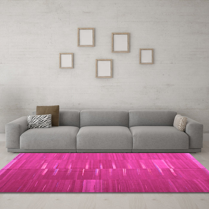 Machine Washable Oriental Pink Traditional Rug in a Living Room, wshcon1262pnk