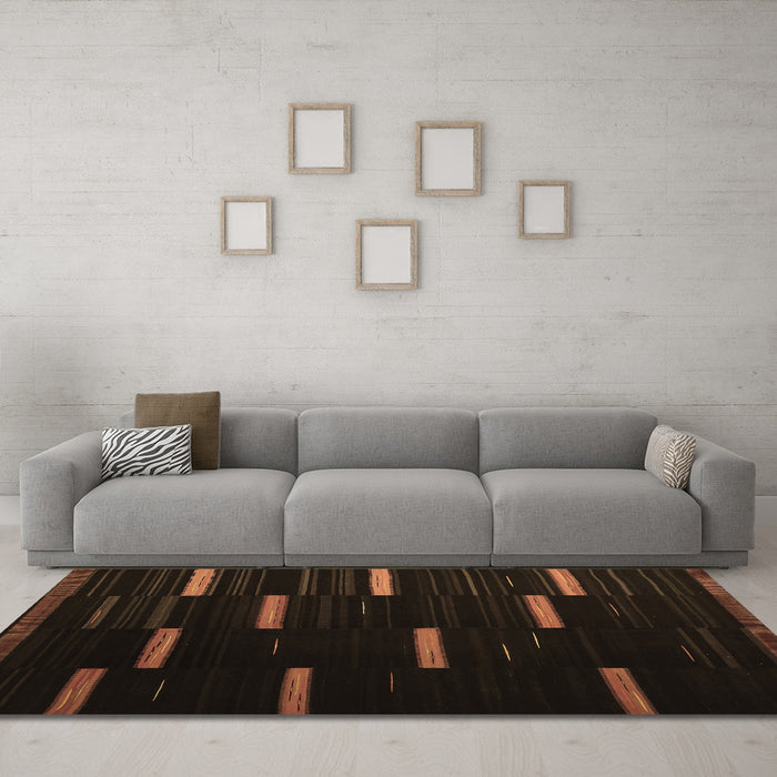 Machine Washable Abstract Brown Contemporary Rug in a Living Room,, wshcon1266brn