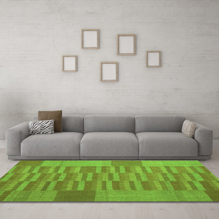 Machine Washable Abstract Green Contemporary Area Rugs in a Living Room,, wshcon1269grn