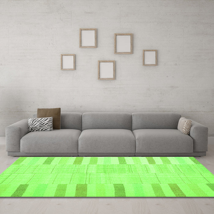 Machine Washable Abstract Green Contemporary Area Rugs in a Living Room,, wshcon1270grn