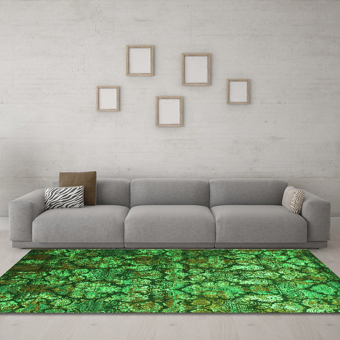 Machine Washable Abstract Green Contemporary Area Rugs in a Living Room,, wshcon1273grn