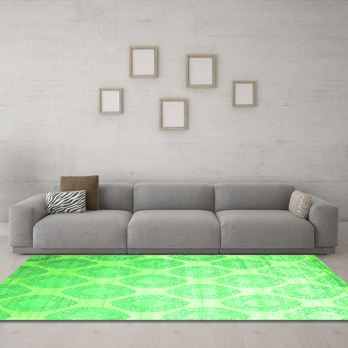 Machine Washable Abstract Green Contemporary Area Rugs in a Living Room,, wshcon1275grn