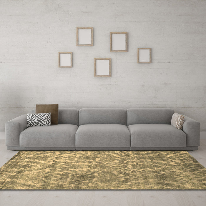 Machine Washable Abstract Brown Contemporary Rug in a Living Room,, wshcon1281brn