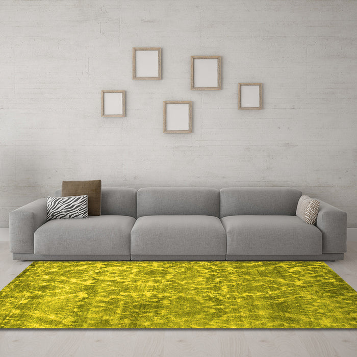 Machine Washable Abstract Yellow Contemporary Rug in a Living Room, wshcon1281yw