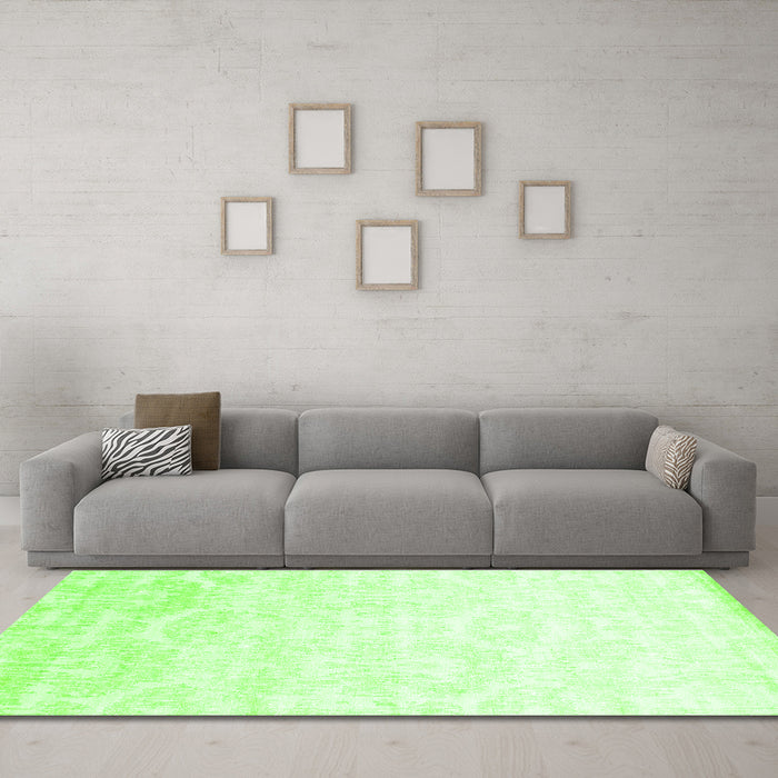 Machine Washable Solid Green Modern Area Rugs in a Living Room,, wshcon1289grn