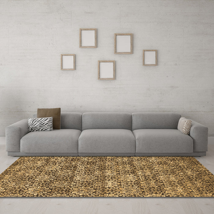 Machine Washable Abstract Brown Contemporary Rug in a Living Room,, wshcon1299brn