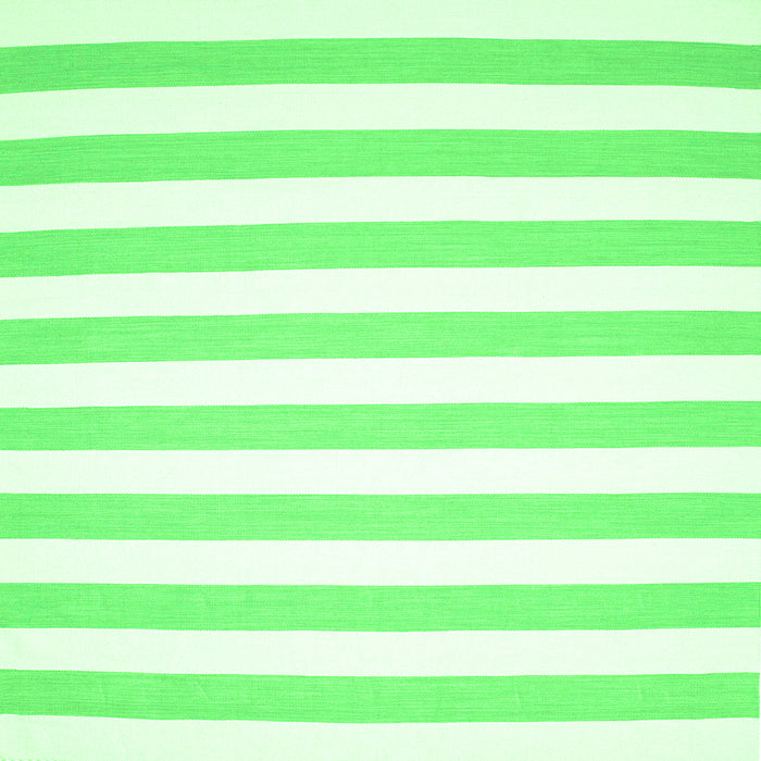 Serging Thickness of Solid Green Modern Rug, con12grn